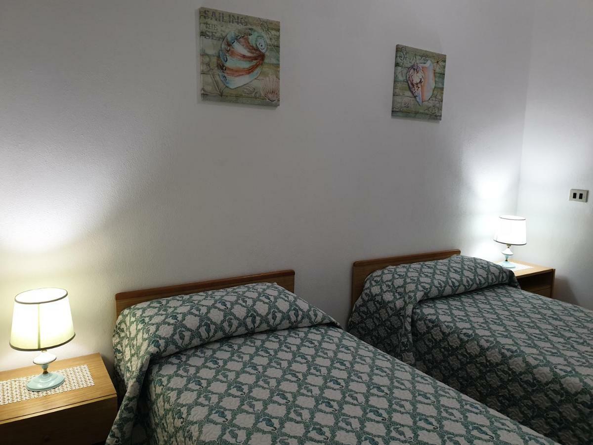 Casa Luciano Villa Cala Gonone Exteriör bild